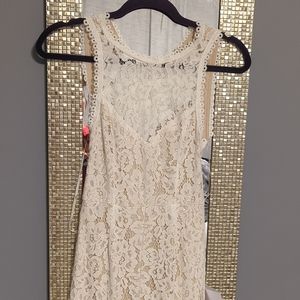 Lulu's wedding dress